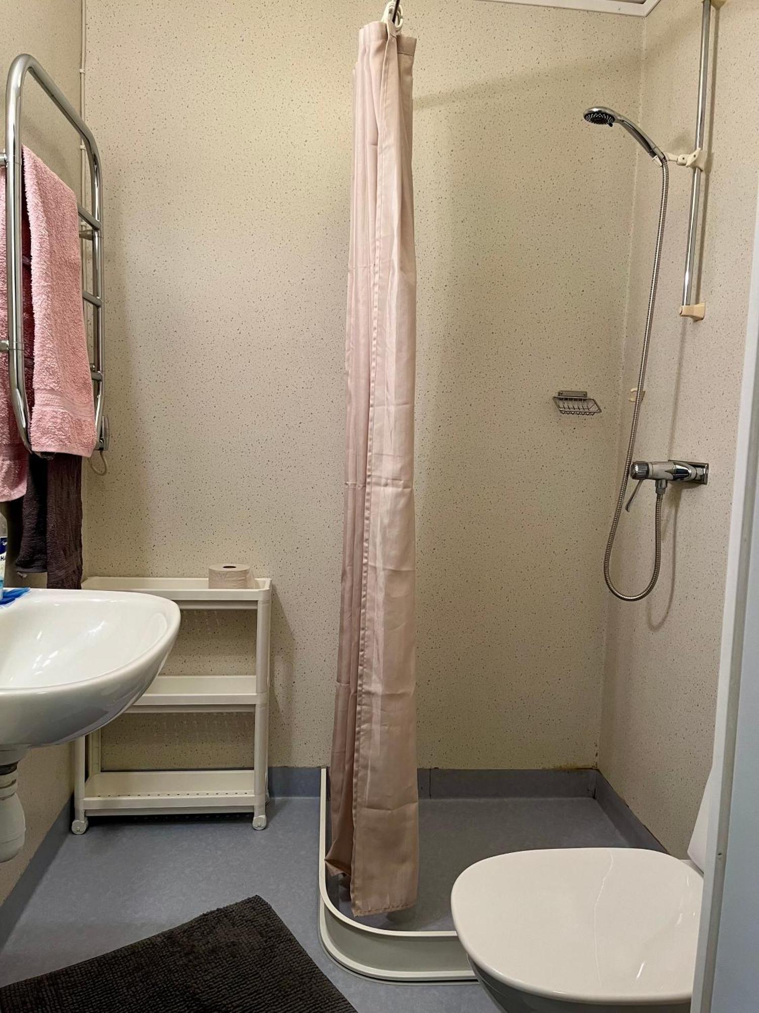 B&B Stroeprodukter Эслёв Экстерьер фото