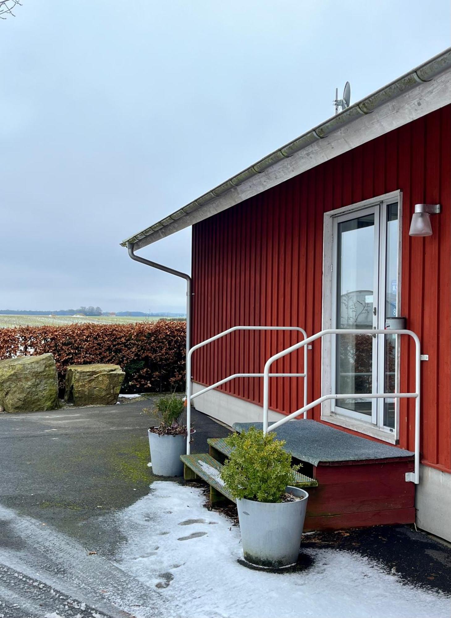 B&B Stroeprodukter Эслёв Экстерьер фото